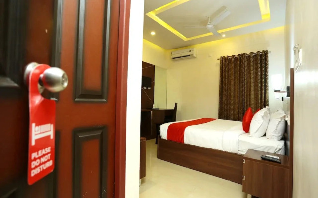 Hotel Padippurayil By OYO Rooms
