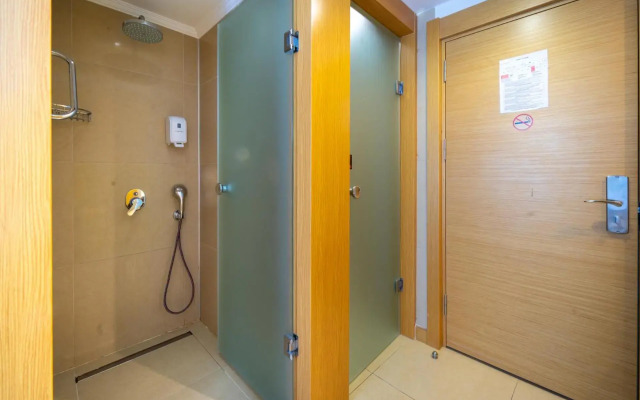 Aurasia Design Hotel