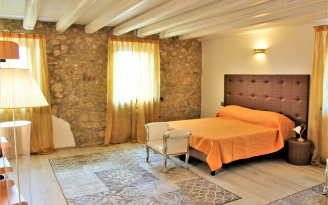 Arco di Vino - Tourist Location