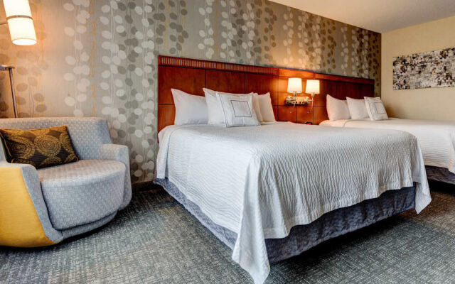 Courtyard Hadley Amherst