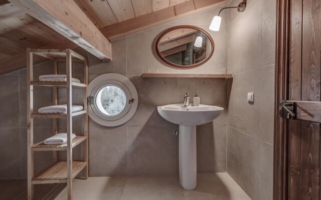 Mastrogiannis Farm House