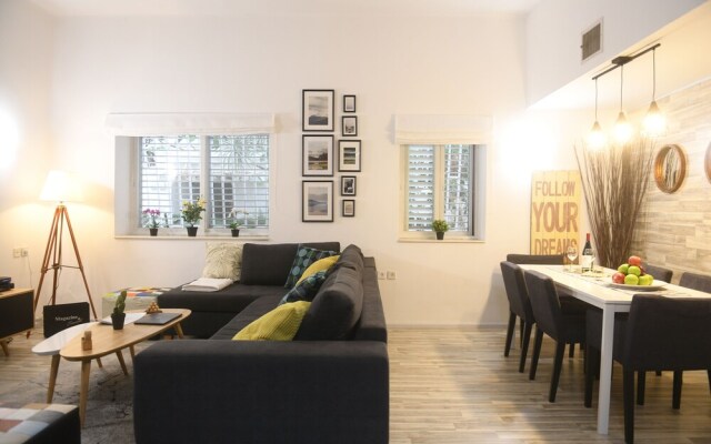 5 min from Hilton beach - 2 bedrooms