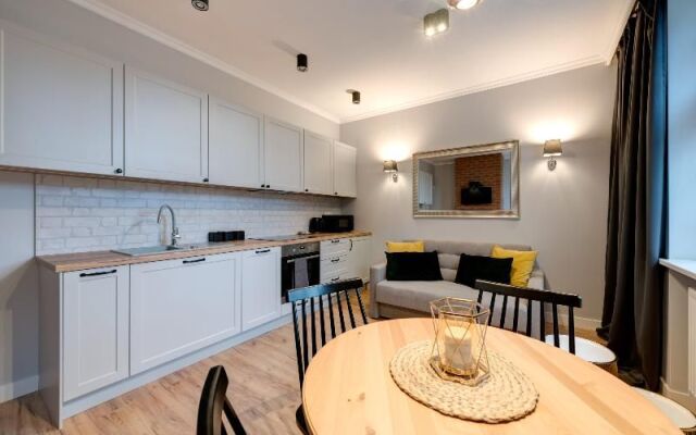 Dom & House - Apartments Old Town Ogarna