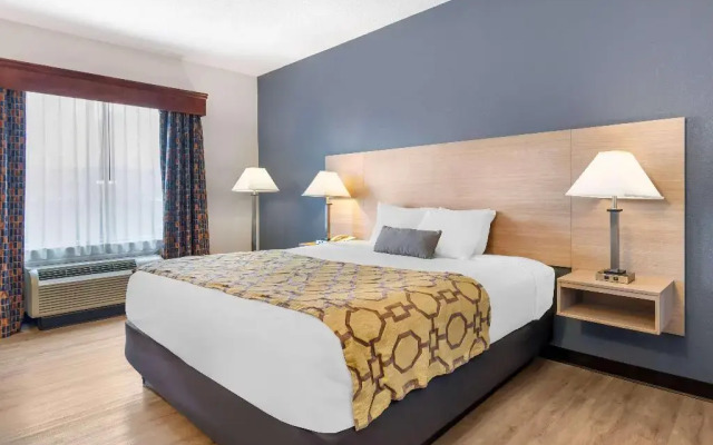 Baymont by Wyndham Kennesaw