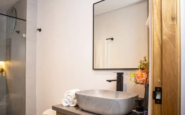 Cozy Aparta-suite Stadio Rosa Negra