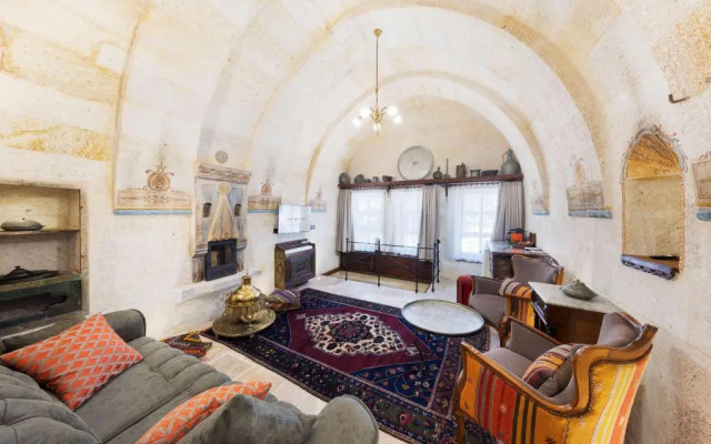 Tafoni Villa Cappdocia