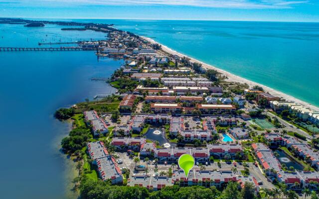 Anna Maria Island Runaway Tropical Escape