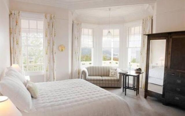 Glendinning House