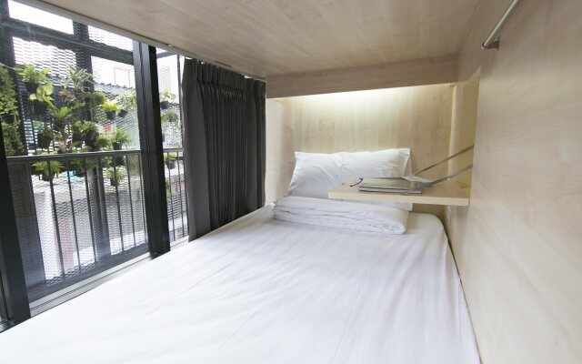 Lamurr Sukhumvit 41 - Hostel