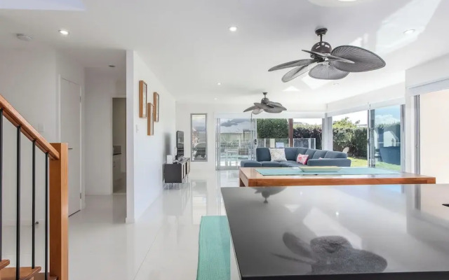 Coastal Charm on Casuarina Way