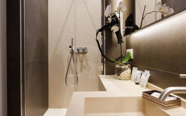 Private Luxury Suite