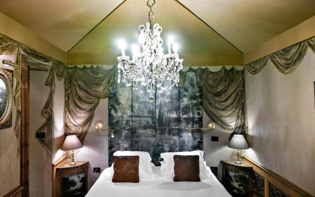 Cour des Loges Lyon, A Radisson Collection Hotel