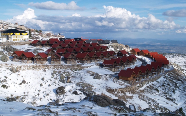 Luna Chalés da Montanha - Serra Da Estrela