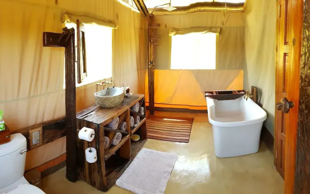 OuKlip Game Lodge