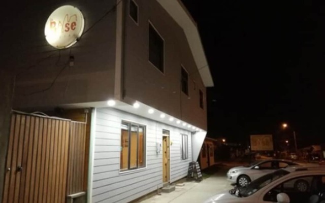 Hostal La Base