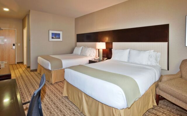 Holiday Inn Express Hotel and Suites Las Vegas I-215 S Beltway