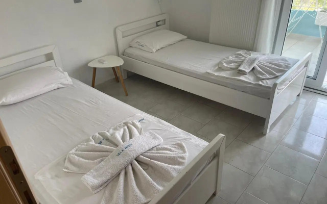 Villa Efi