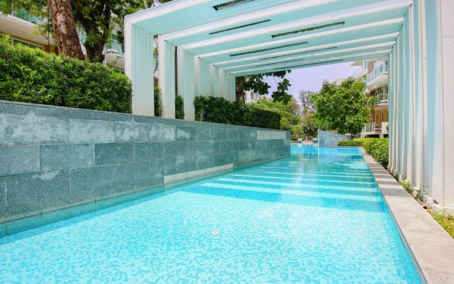 Hua Hin Luxury Beachfront Condo By Mon