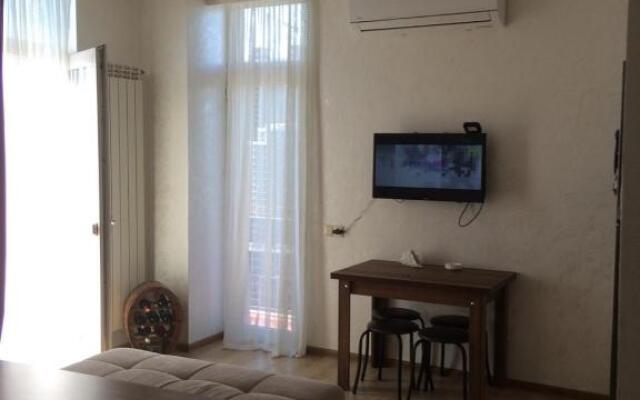 94 Zurab Gorgiladze Street