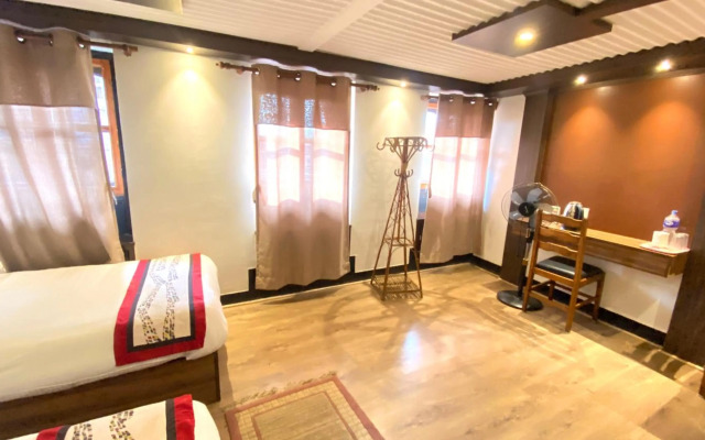 Shiva Guest House