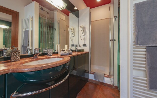 Santo Stefano - 3721 - Milan - Hld 37526