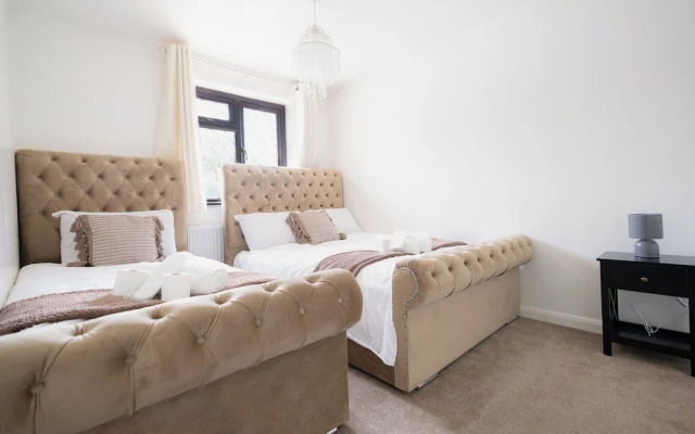 Everglades Hideaway in Gillingham