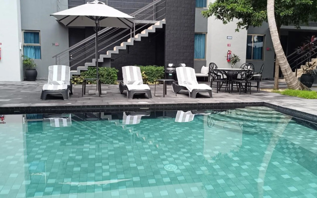 Grand City Hotel - Near Market 28