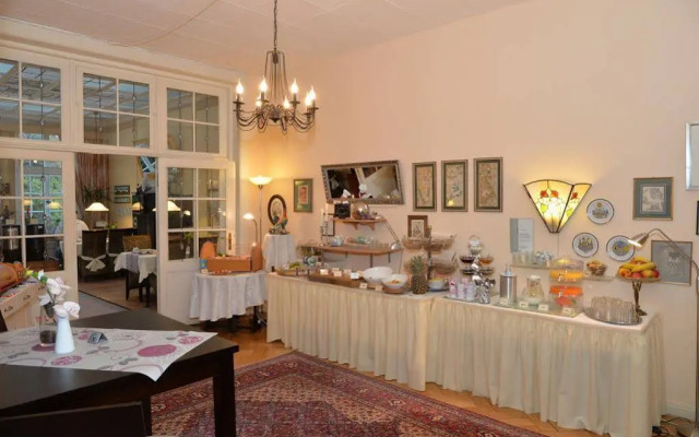 Monopol Boutique Hotel