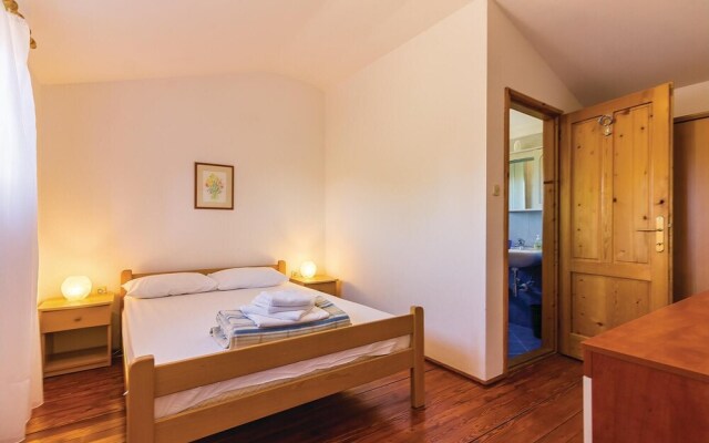 Amazing Home in Liznjan With Sauna, Wifi and 3 Bedrooms