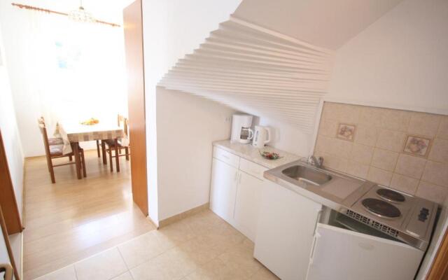 Apartments & rooms Nikola1 - parking