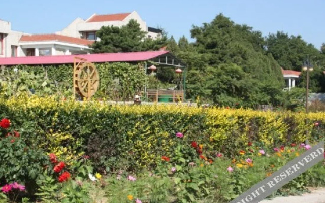 Wanglong Resort