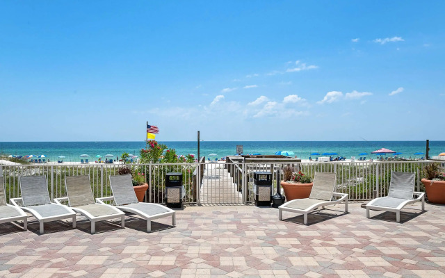Sleep Inn On The Beach