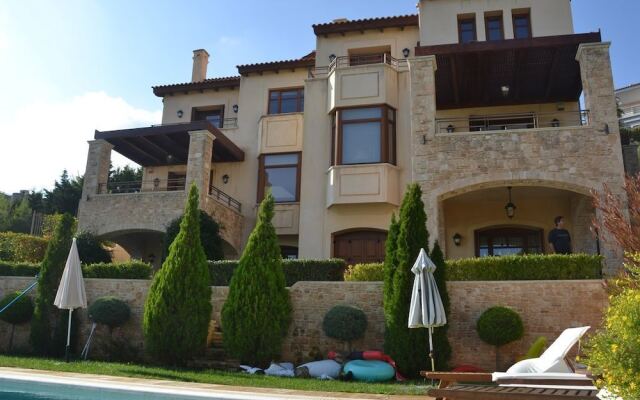 Villa Marina-Luxury Villa with Private Pool