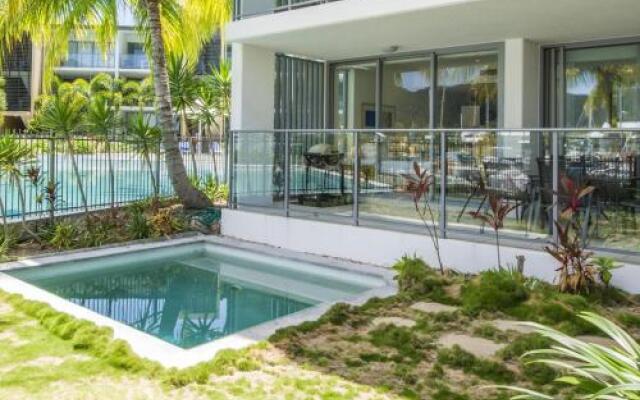 Blue On Blue Apartment 1011