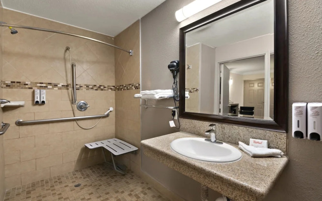 Red Roof Inn Los Angeles - Bellflower