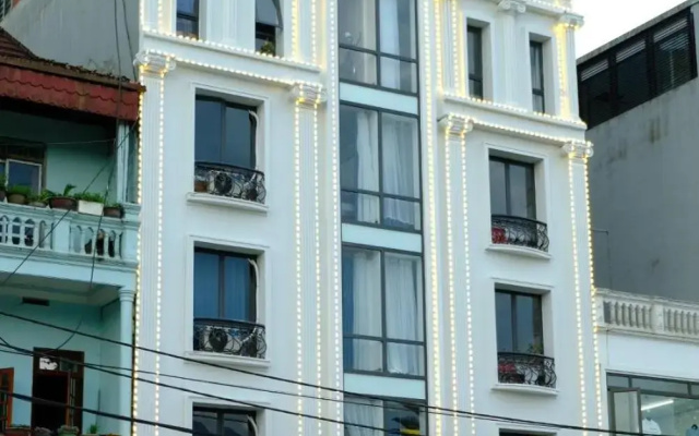 London Sapa Hotel