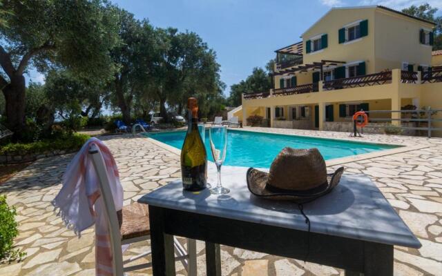 Villa Elaia Suites & Apartments No.1