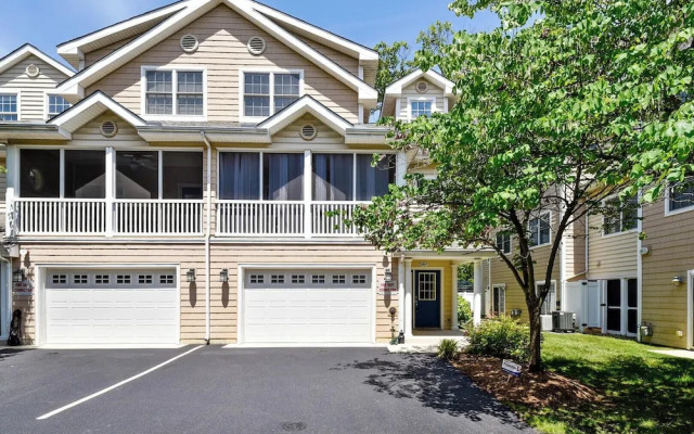 Rehoboth Avenue 506f