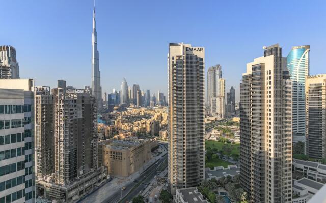 Driven Holiday Homes Marquise Square