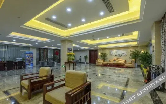 Rezen Select Qiandao Lake Central Dock