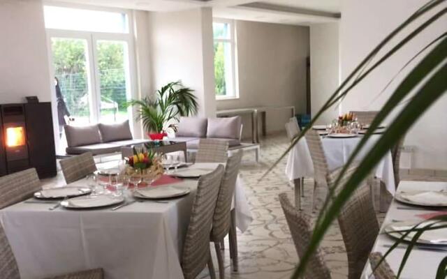 Klaton Beach Hotel