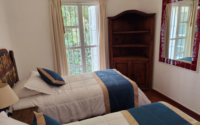 Casa De Las Conchas Cuernavaca