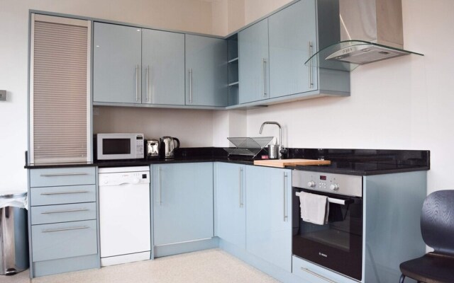 Stylish Light-filled 1 Bedroom Flat In Hammersmith