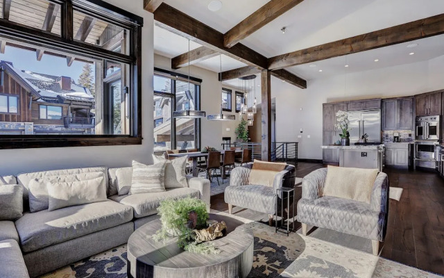 Wintours Leap 4 Bedroom Townhouse by RedAwning