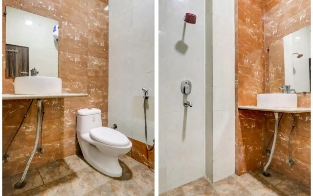 Hotel 555 by OYO Rooms