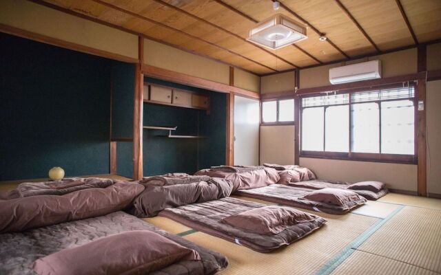 and smiles hostel