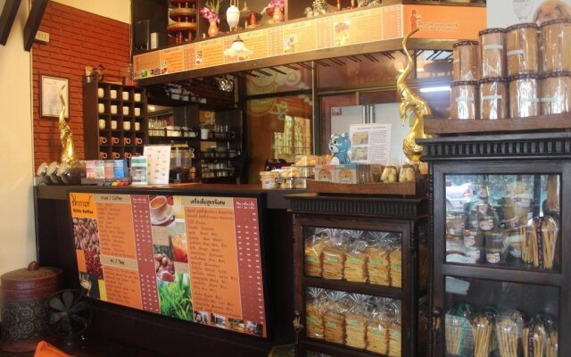 Chita Coffee & Guesthouse