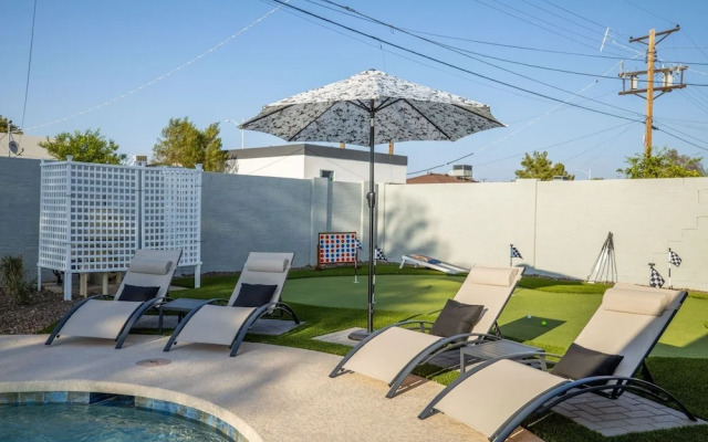 Scottsdale Osborn 3 Bedroom Home by RedAwning