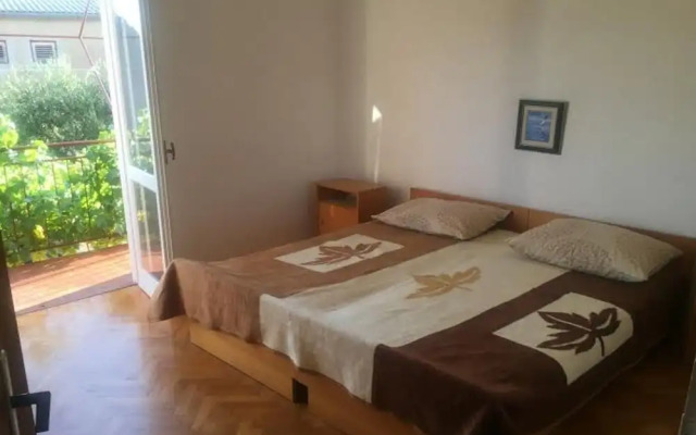 Sunny - sea Side Terrace & Parking - A2
