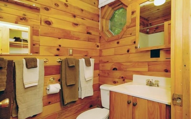 Cedarwood Lodge